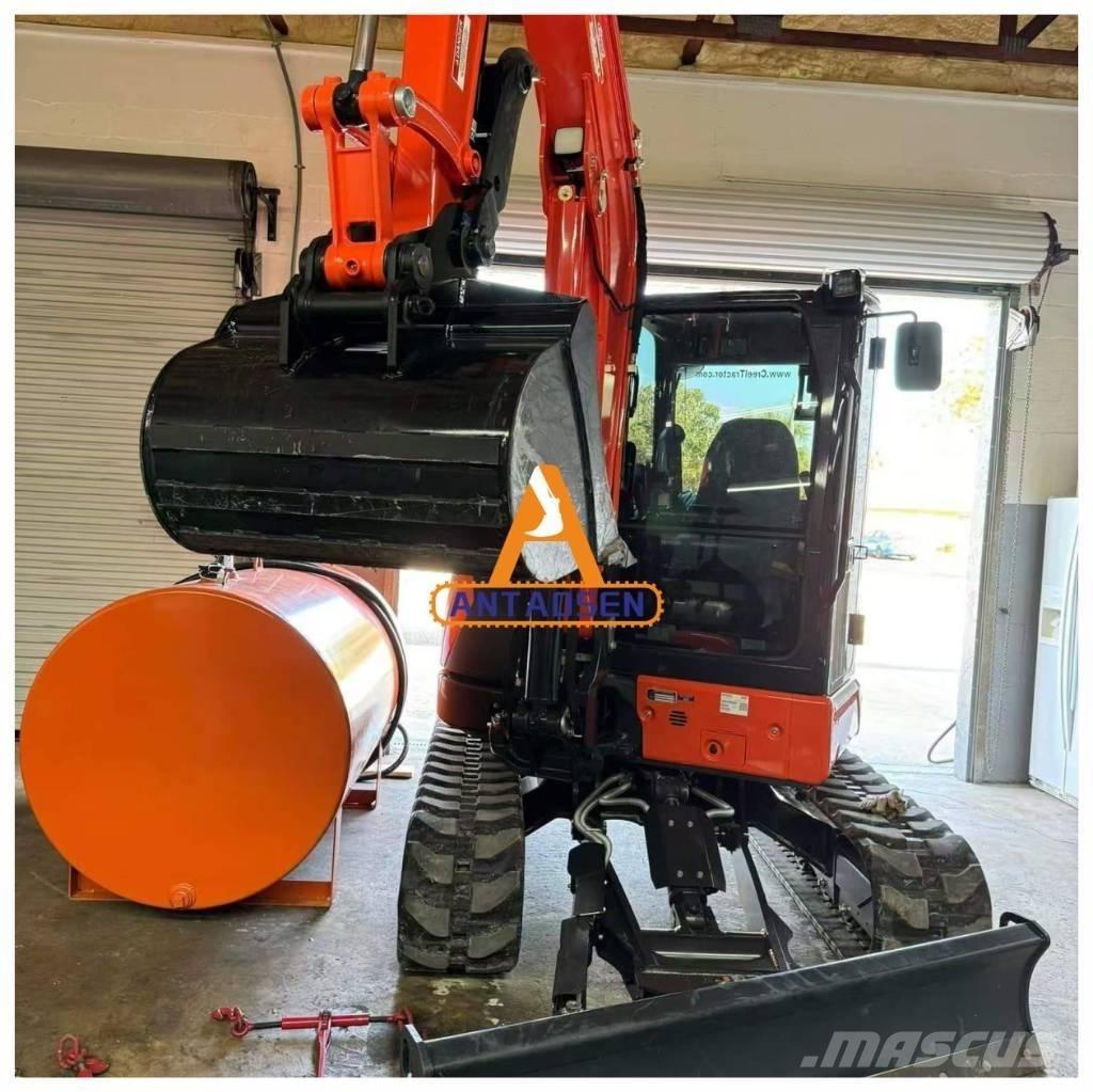 Kubota U55-5 حفارات صغيرة أقل من 7 طن (حفارات صغيرة)