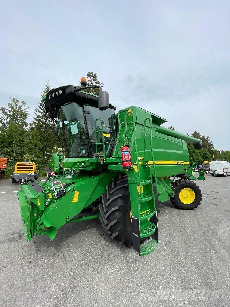 John Deere W540 حصادات
