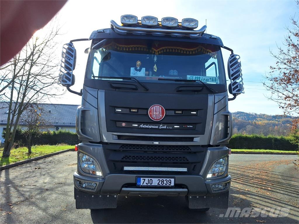 Tatra 8P6R33 وحدات الجر