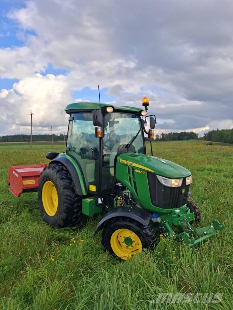 John Deere 4066 R الجرارات