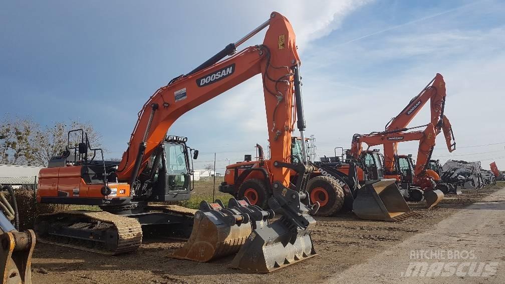 Doosan DX 225 حفارات زحافة