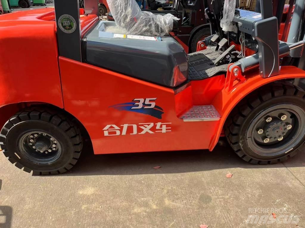 Heli FD 35 G شاحنات الديزل