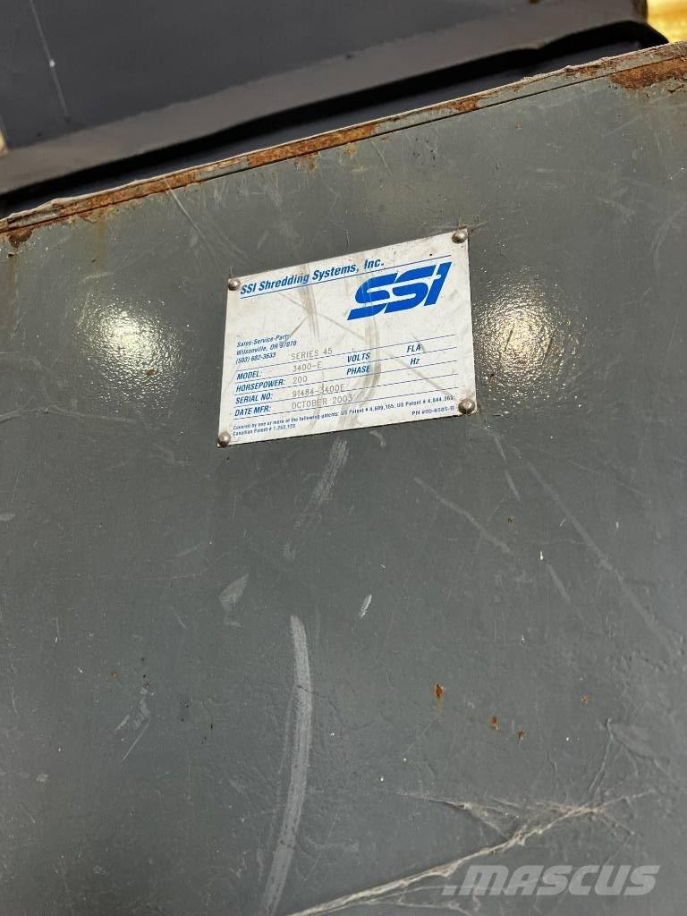 SSI SSI آلات تمزيق المخلفات