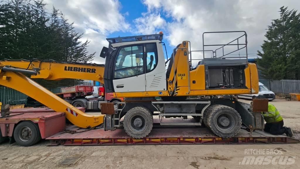 Liebherr LH 30 M مناولات المخلفات / مناولات صناعية