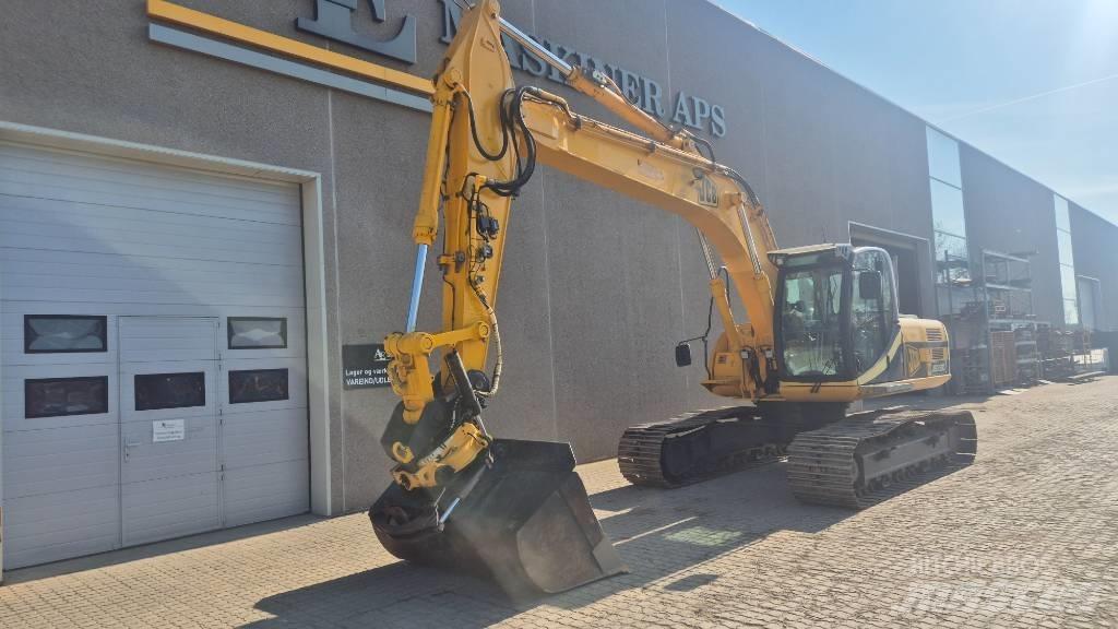 JCB JS 220 LC حفارات زحافة