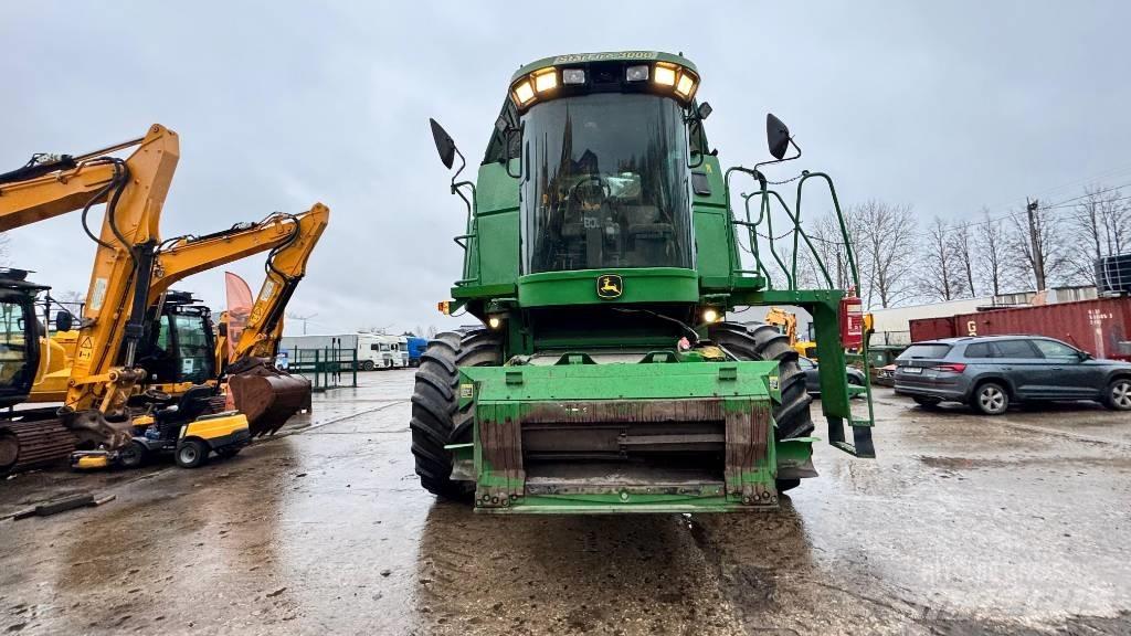 John Deere 9880 STS حصادات