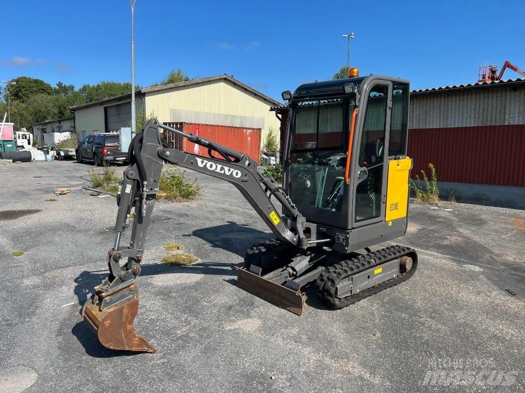 Volvo EC 18 E حفارات صغيرة أقل من 7 طن (حفارات صغيرة)