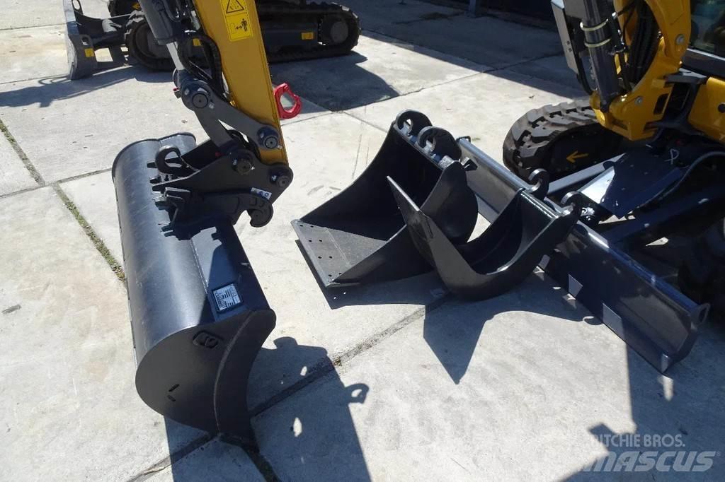 XCMG XE27E حفارات زحافة