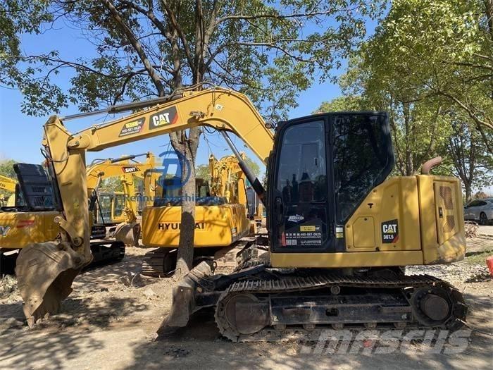 CAT 307.5 حفارات زحافة