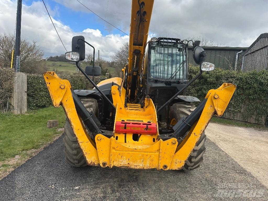 JCB 540-170 مناولات متداخلة
