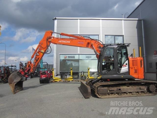 Hitachi ZX 135 حفارات زحافة