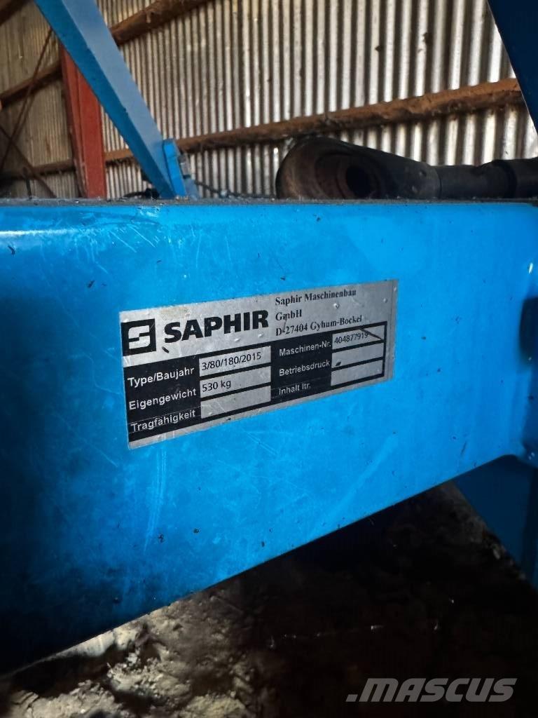 Saphir Frontgrubber المحراث الحفار