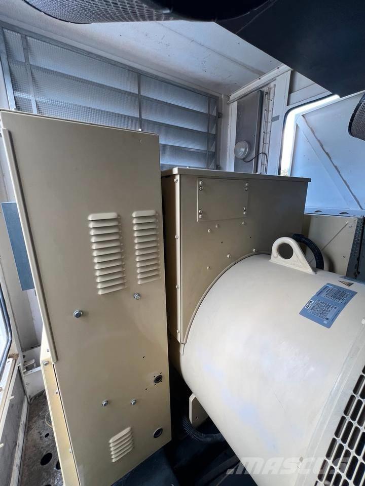 Mitsubishi 1650 KVA مولدات ديزل