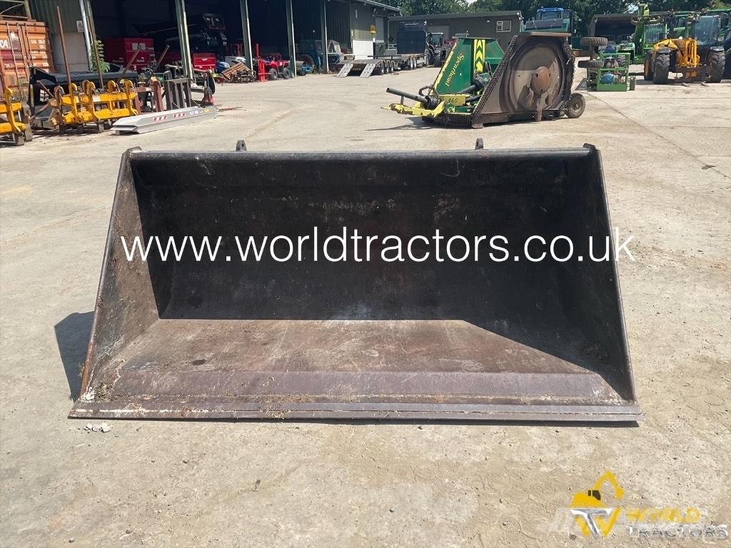JCB Agri Bucket عربات نقل قلابة للمواقع