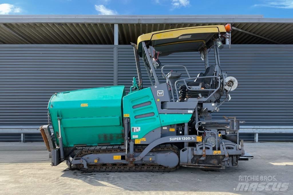 Vögele SUPER 1300-3I معدات السفلتة