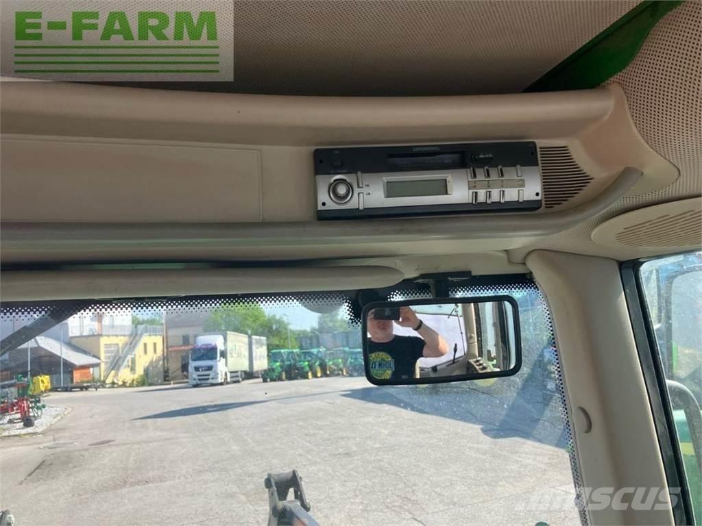 John Deere 6420 الجرارات