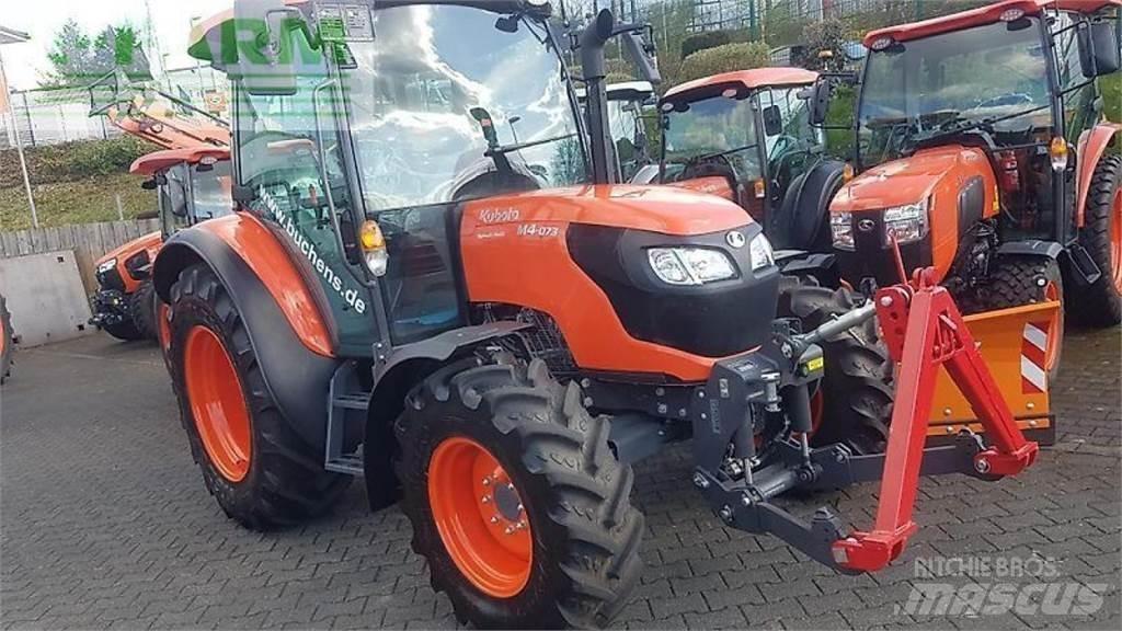 Kubota m4073 cab الجرارات
