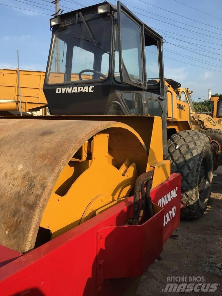Dynapac CA 301 D مداحل أحادية الأسطوانة