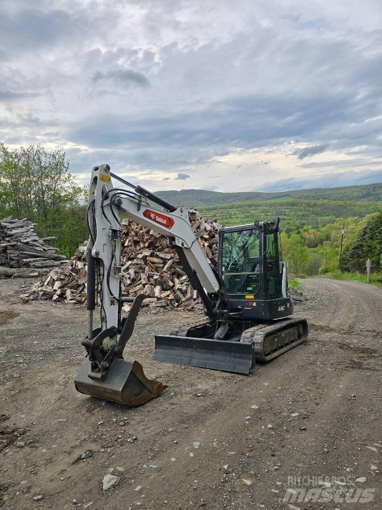 Bobcat E60 حفارات صغيرة أقل من 7 طن (حفارات صغيرة)