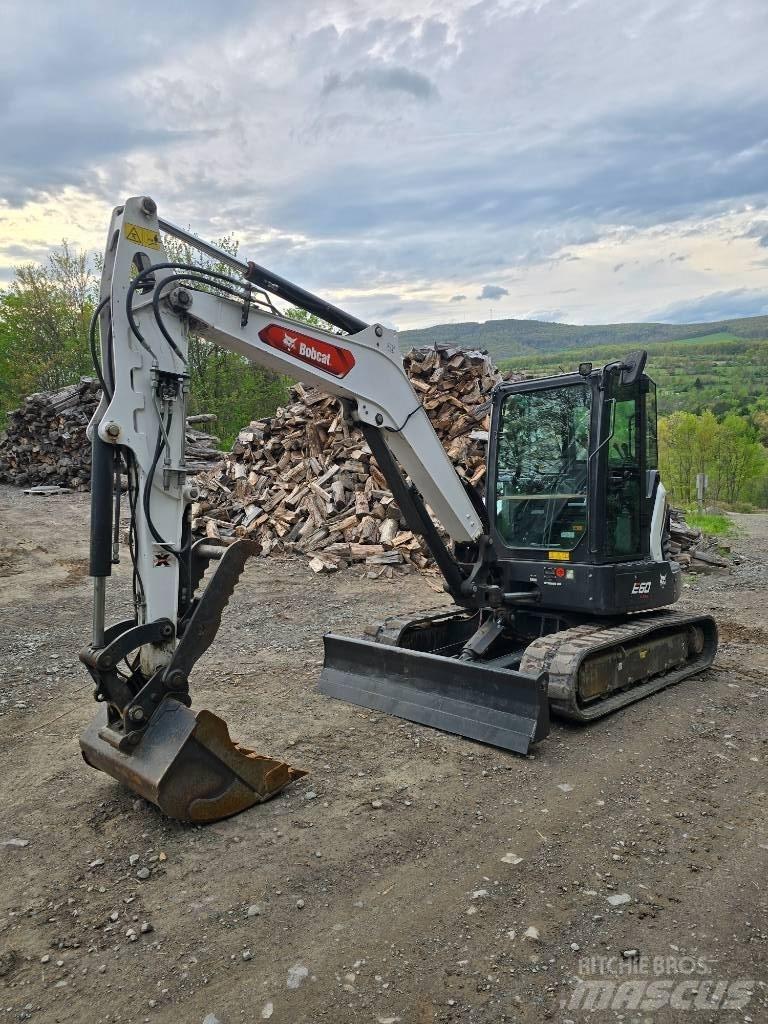 Bobcat E60 حفارات صغيرة أقل من 7 طن (حفارات صغيرة)