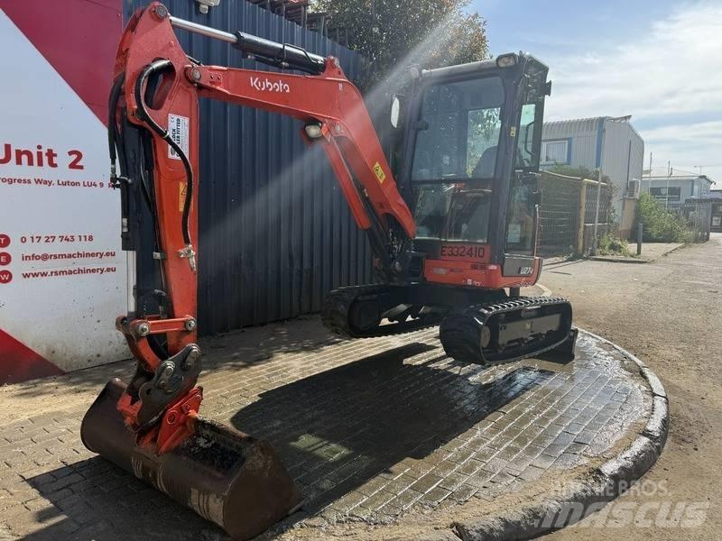 Kubota U 27-4 حفارات صغيرة أقل من 7 طن (حفارات صغيرة)