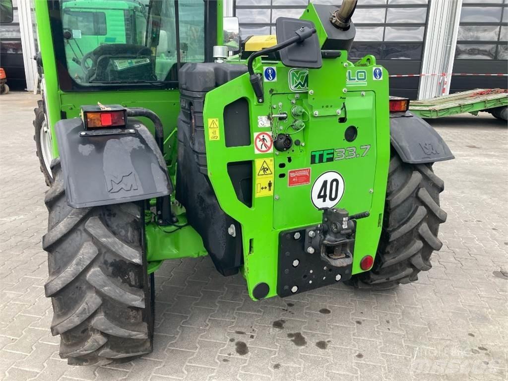Merlo TF 33.7 مناولات متداخلة