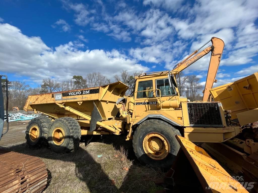 Volvo A 25 B شاحنات الطرق الوعرة