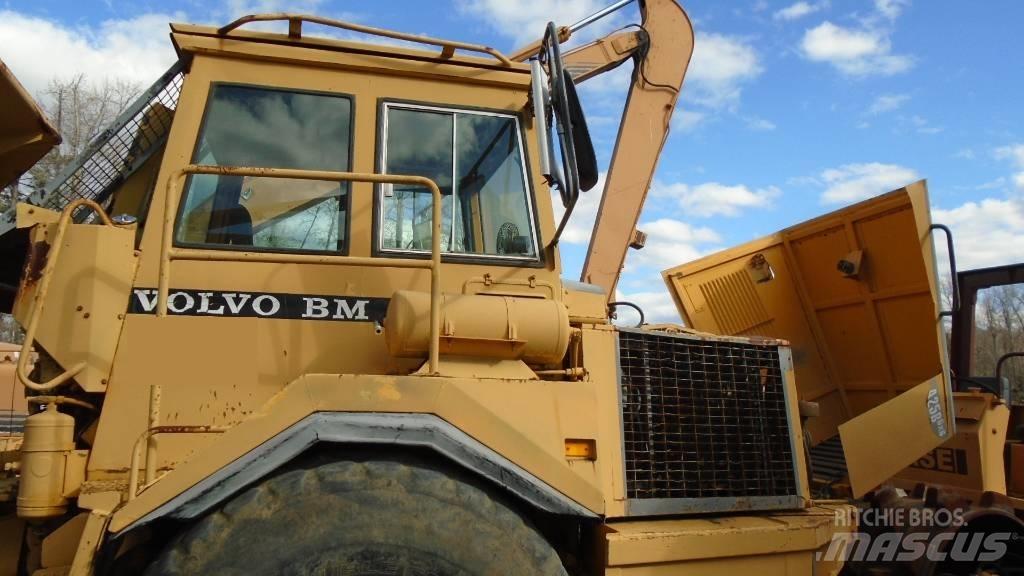 Volvo A 25 B شاحنات الطرق الوعرة