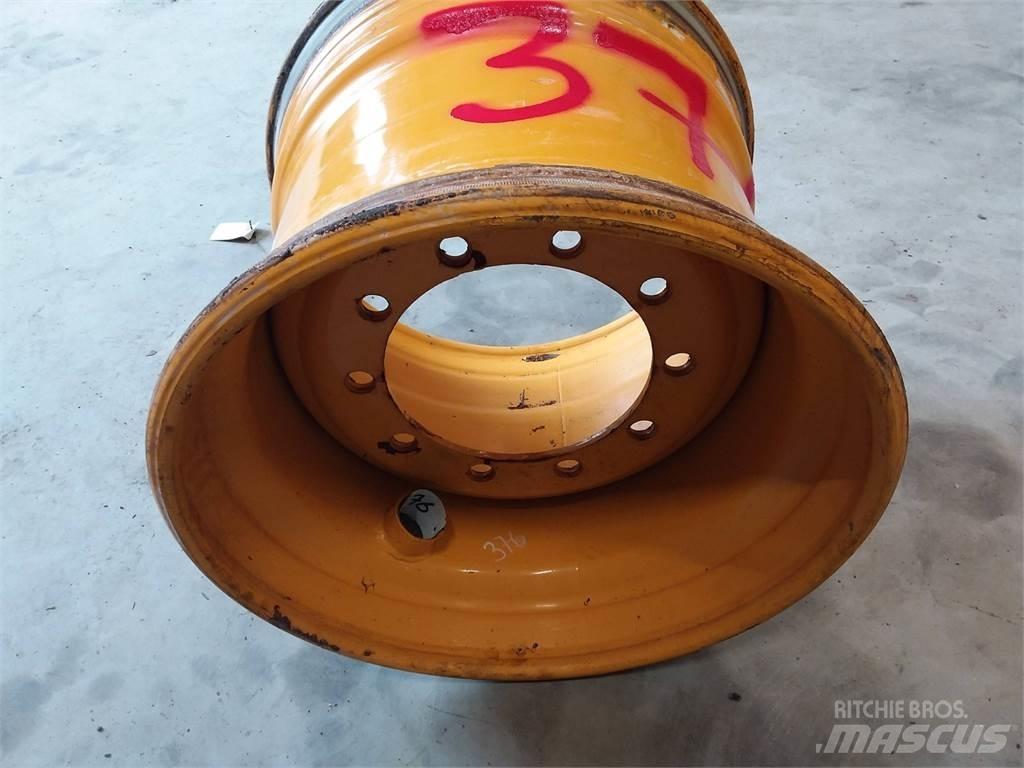 Rottne H11 20x24,5 الإطارات والعجلات والحافات