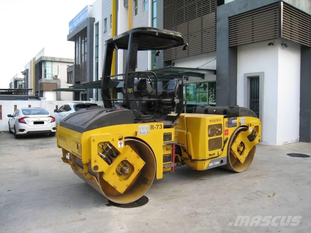 Volvo DD 70 مداحل ثنائية الاسطوانة