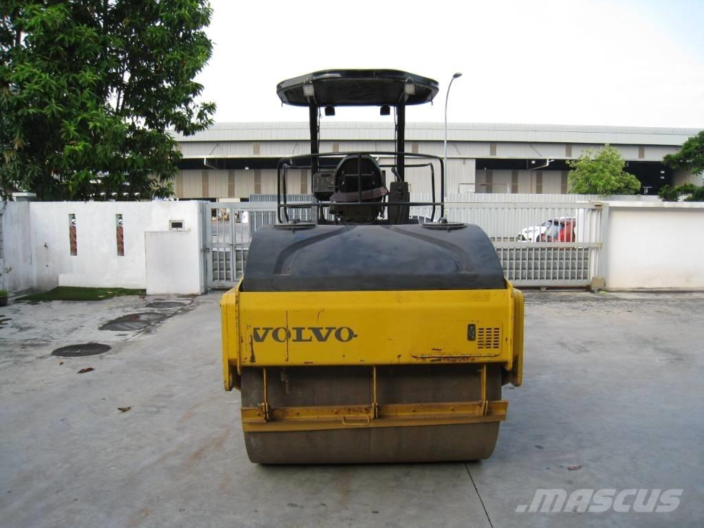Volvo DD 70 مداحل ثنائية الاسطوانة