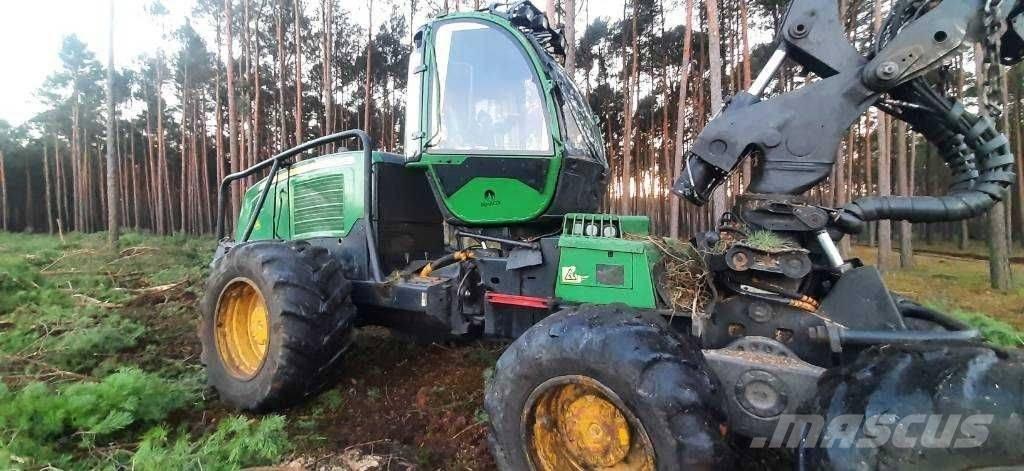 John Deere 1270 E حصادات