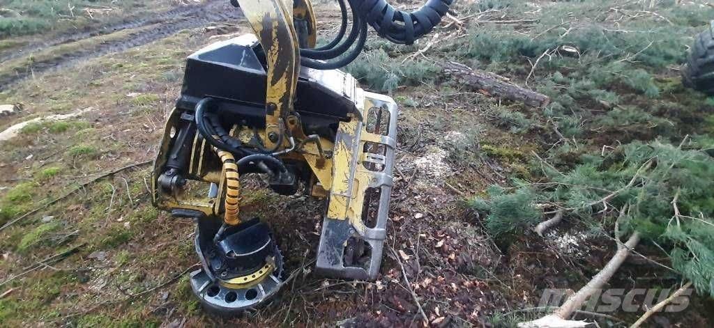 John Deere 1270 E حصادات