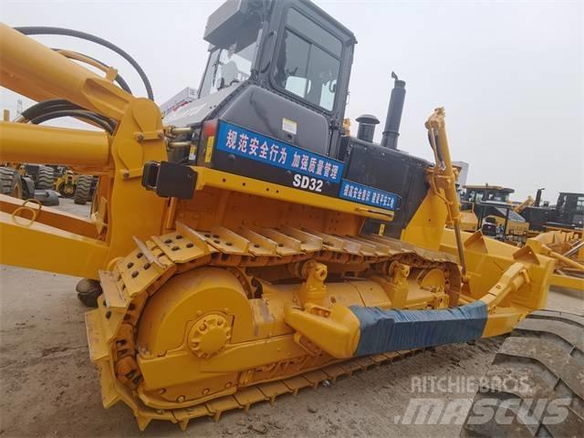 Shantui SD 22 بلدوزرات مجنزرة