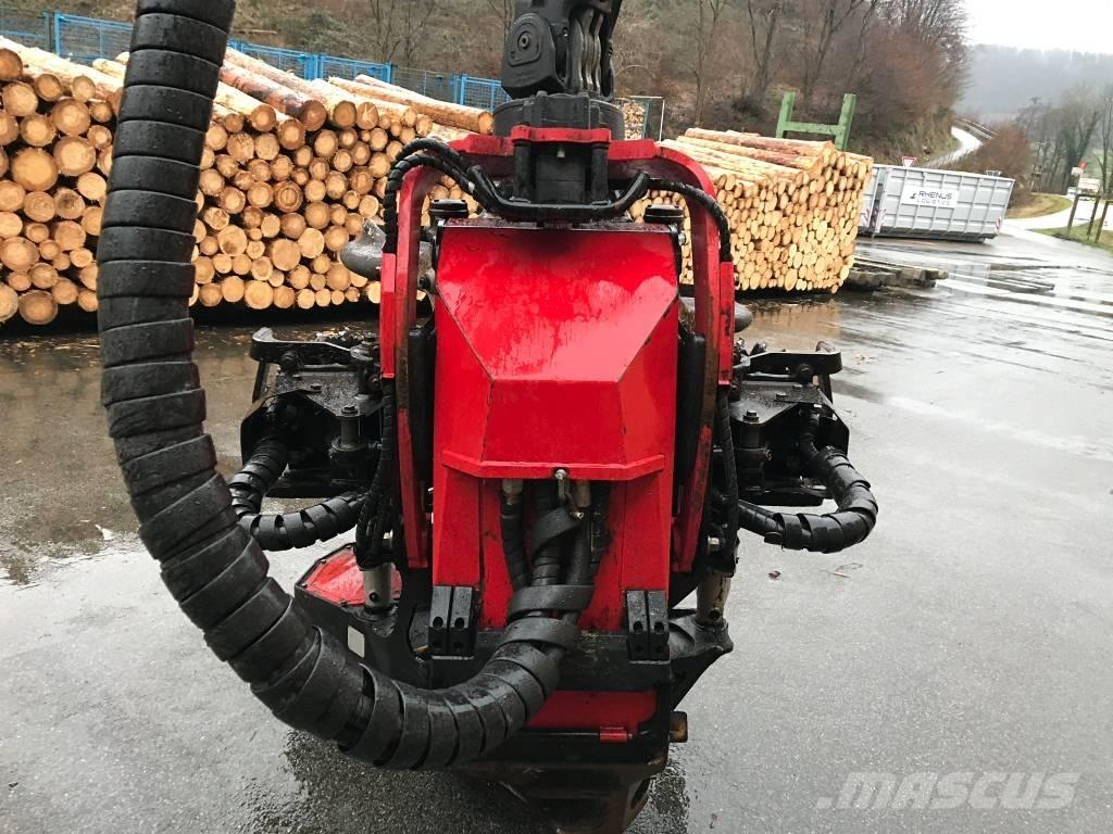 Komatsu 951 حصادات
