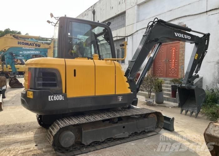 Volvo EC 60 حفارات زحافة