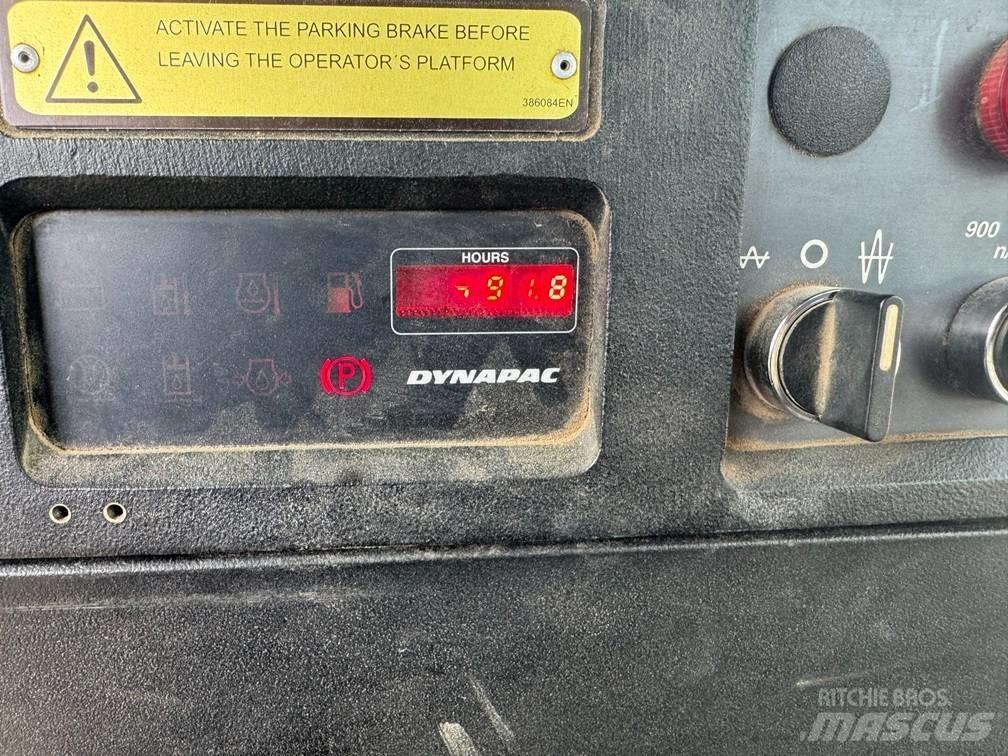 Dynapac CA 152 PD مداحل أحادية الأسطوانة
