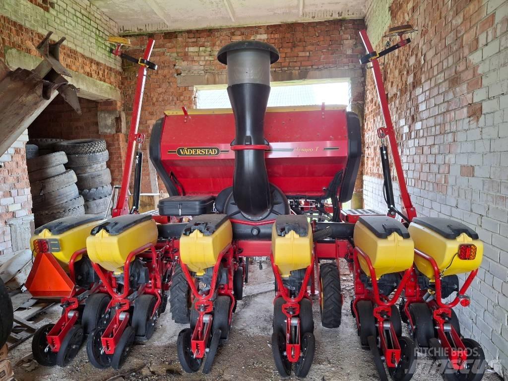 Väderstad Tempo T 6 مثاقيب