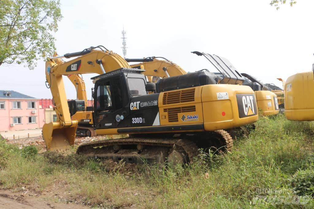 CAT 330 D حفارات زحافة