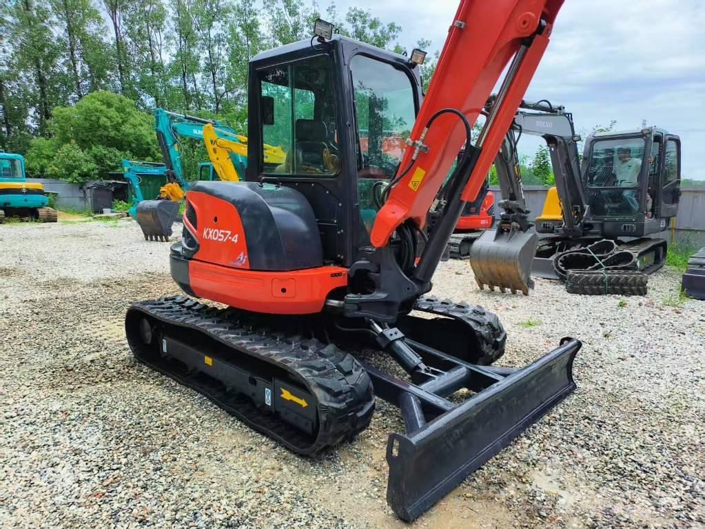 Kubota KX 057-4 حفارات صغيرة أقل من 7 طن (حفارات صغيرة)