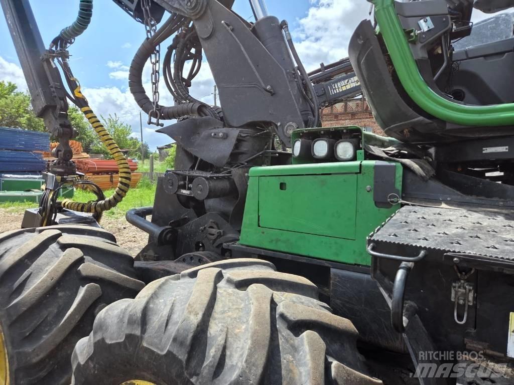 John Deere 1170 E حصادات