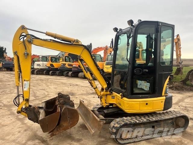 Komatsu PC 26 MR-3 حفارات صغيرة أقل من 7 طن (حفارات صغيرة)
