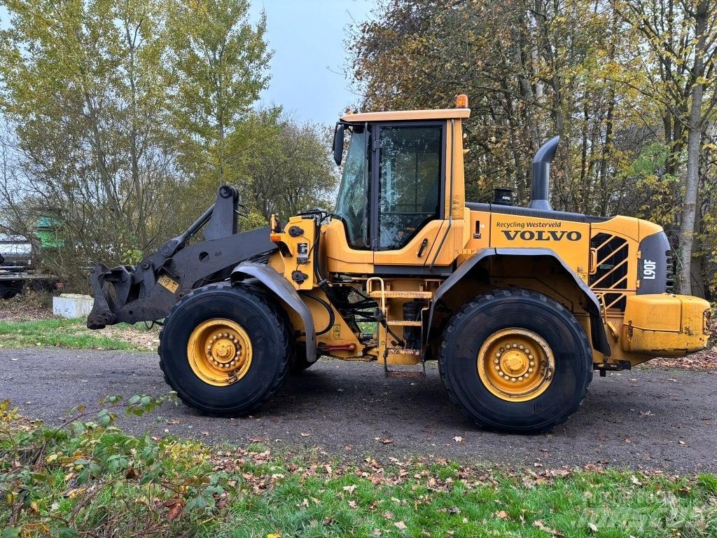 Volvo L 90 F لوادر بعجل
