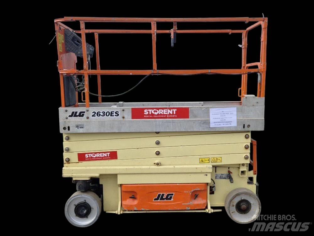 JLG 2630 ES رافعات مقصية الشكل