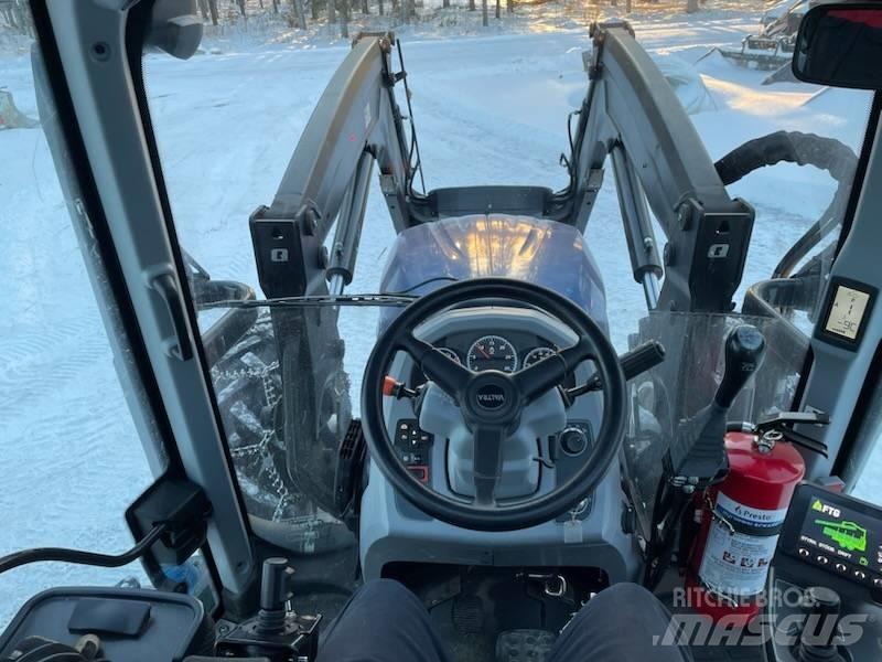 Valtra N 134 A الجرارات