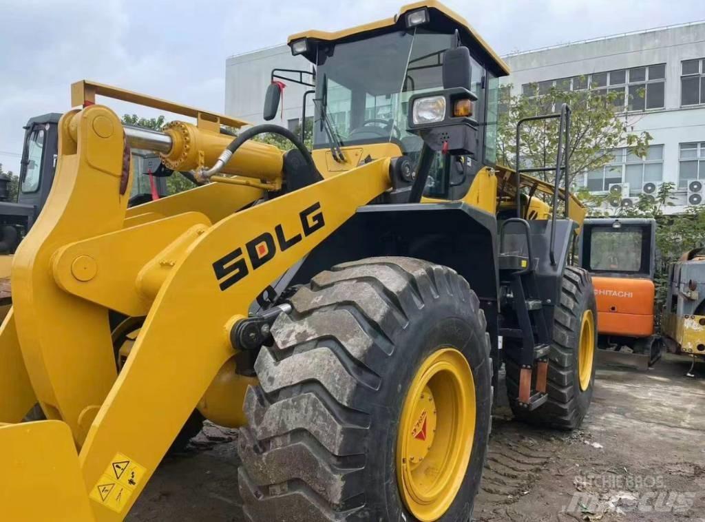 SDLG 956L لوادر بعجل