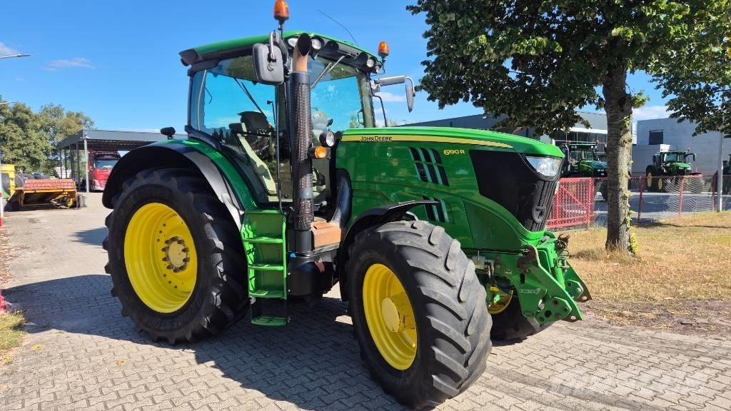 John Deere 6190 R الجرارات