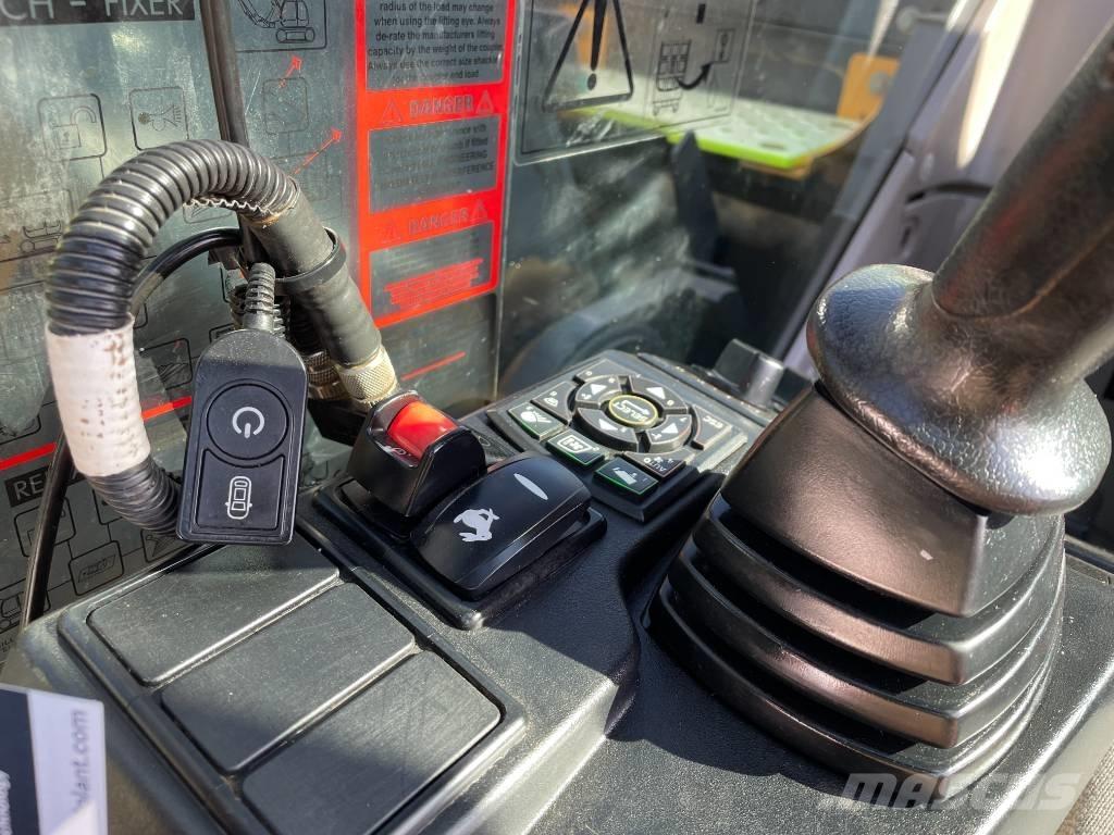 Volvo ECR 235 E حفارات زحافة
