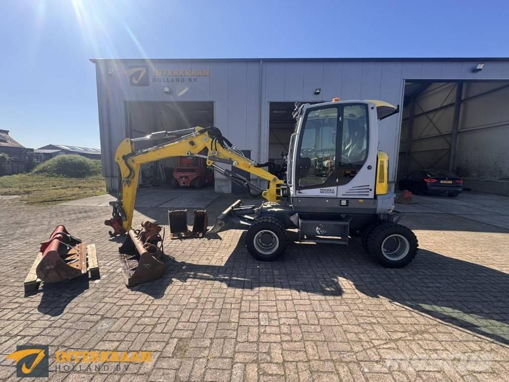 Wacker Neuson EW 65 حفارات بعجل