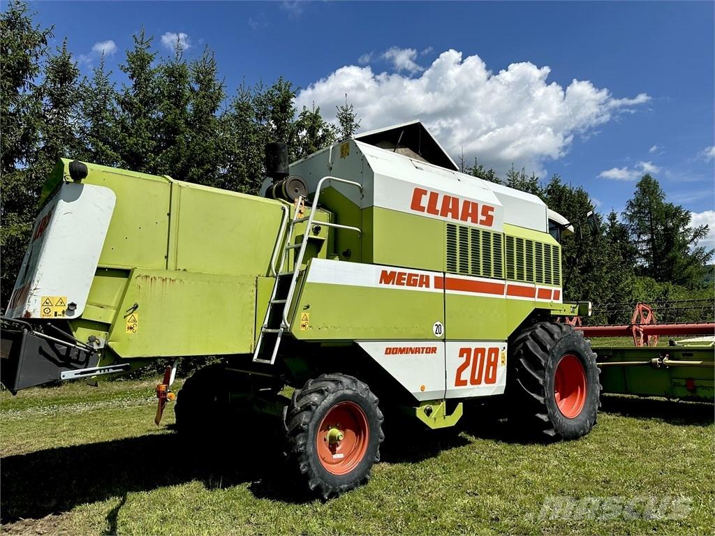 CLAAS Mega 208 حصادات